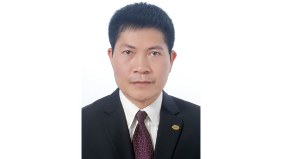Associate Director of food safety and food safety expert Youkai Lu, Ph.D.