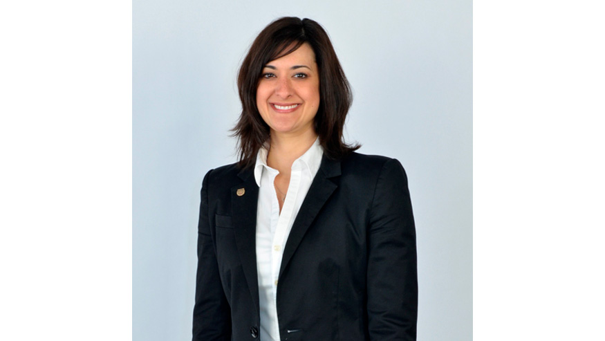 Headshot of Gina Owens