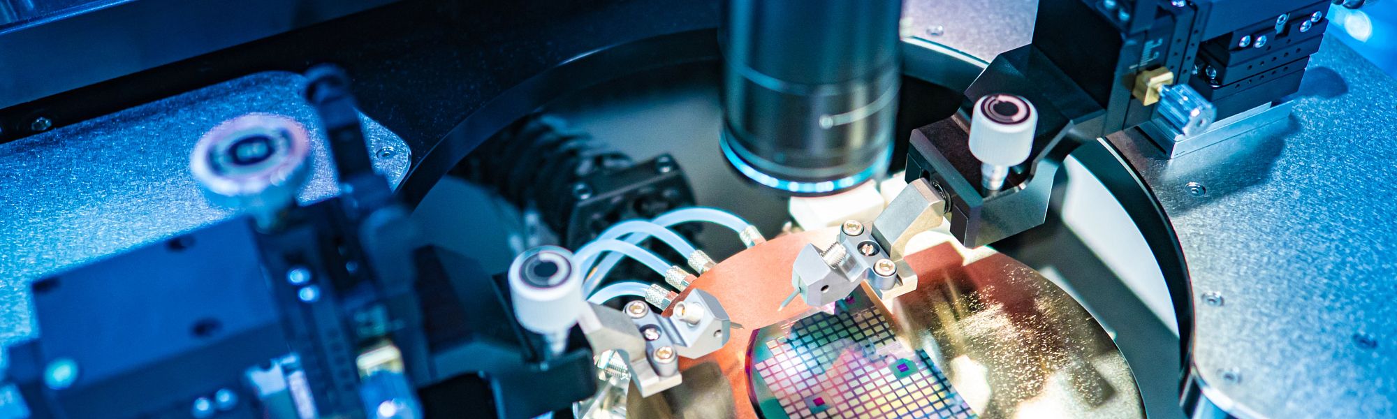 Semiconductor circuit board production using high-precision tool